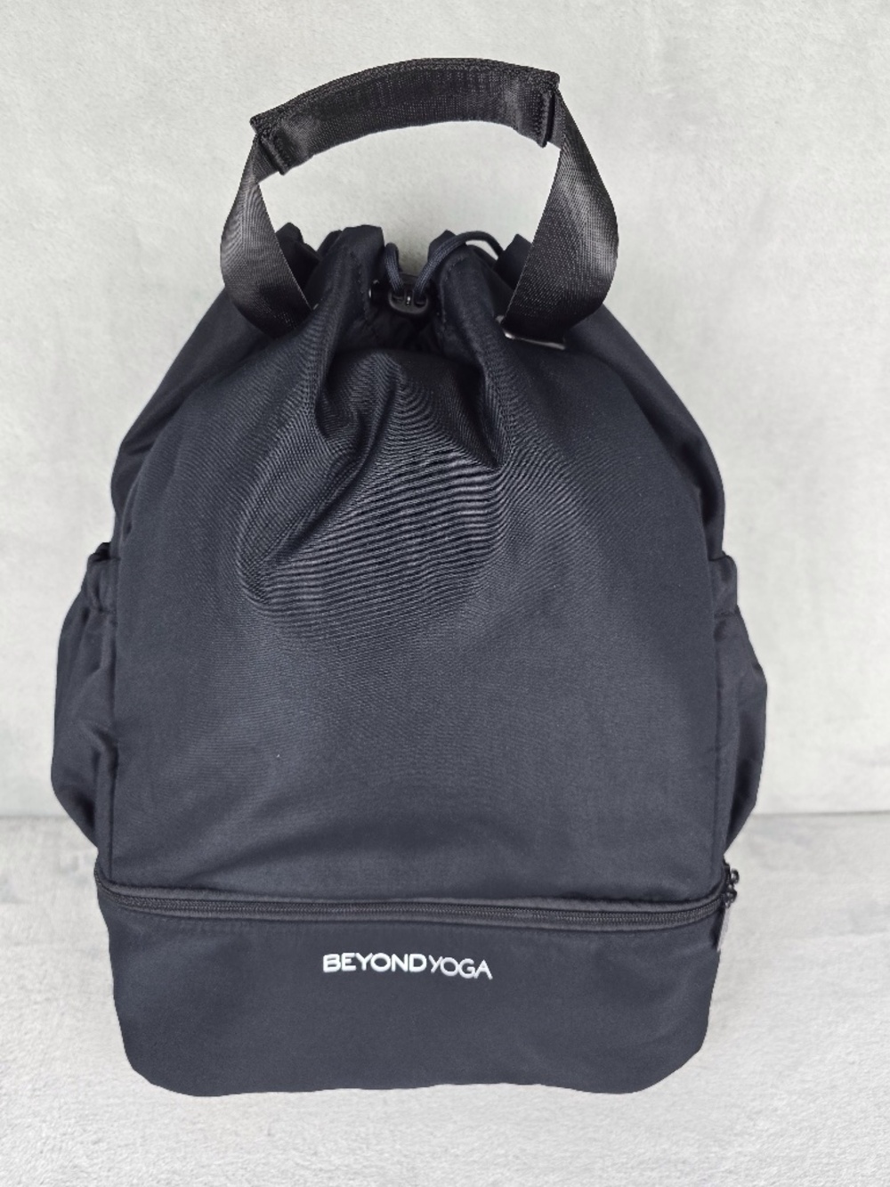 Beyond Yoga Black Convertible Gym Bag Backpack Tote NWOT
